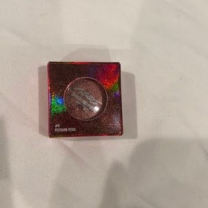Touch in Sol eyeshadow foil pigment
